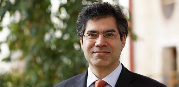 Dr Kamal Munir